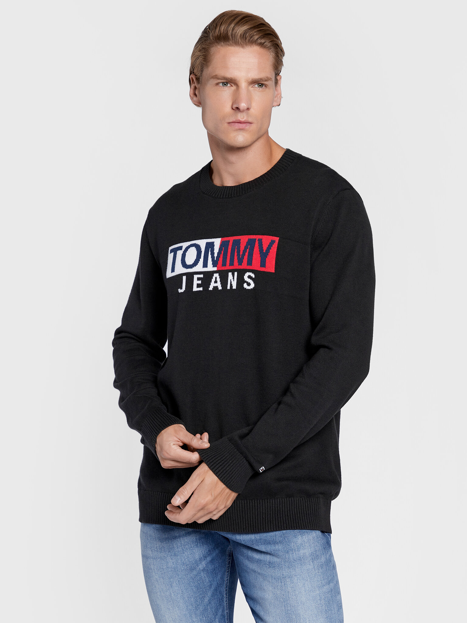 tommy-jeans-maglione-entry-flag-dm0dm13755-nero-relaxed-fit (4)
