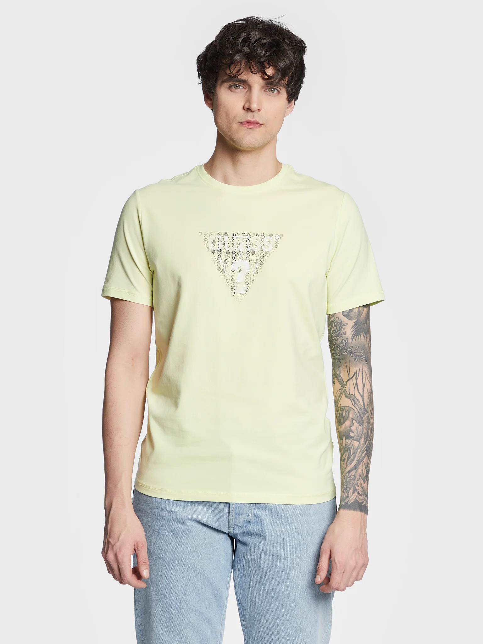 guess-t-shirt-geo-triangle-m3gi23-j1314-verde-slim-fit-1